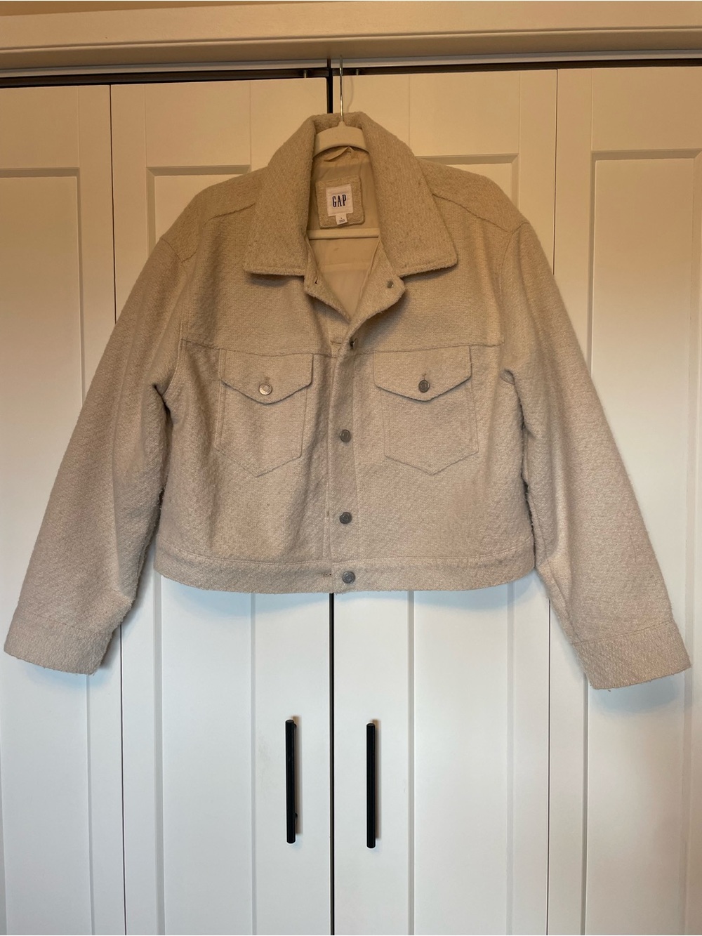 GAP Boucle Relaxed Cropped Jacket in Cream
